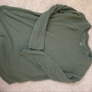 American Eagle Green Long Sleeve